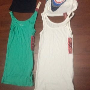 Merona Tops - New fashion Women tank top mixed lot of 4 Merona Tops - New fashion Women tank top mixed lot of 4